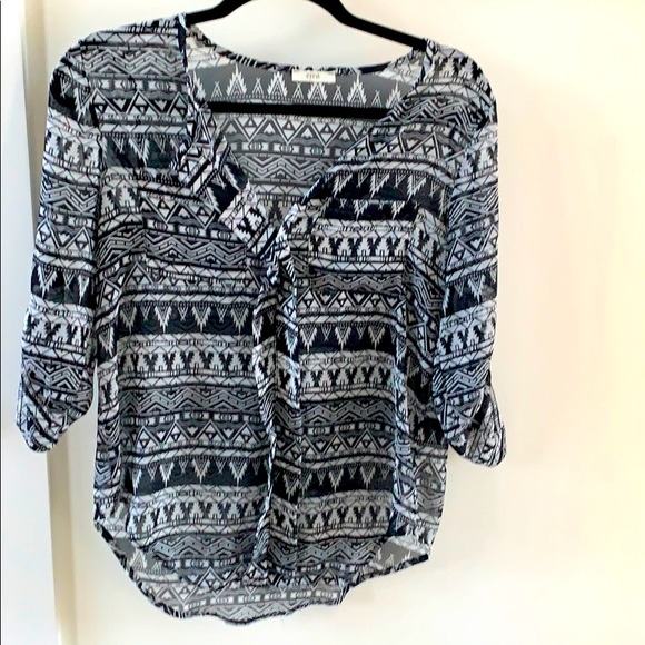 3/4 length pattern shirt - Picture 1 of 2